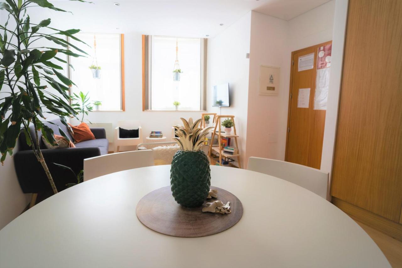 Downtown Porto Relaxed Apartment With Private Yard Exteriör bild