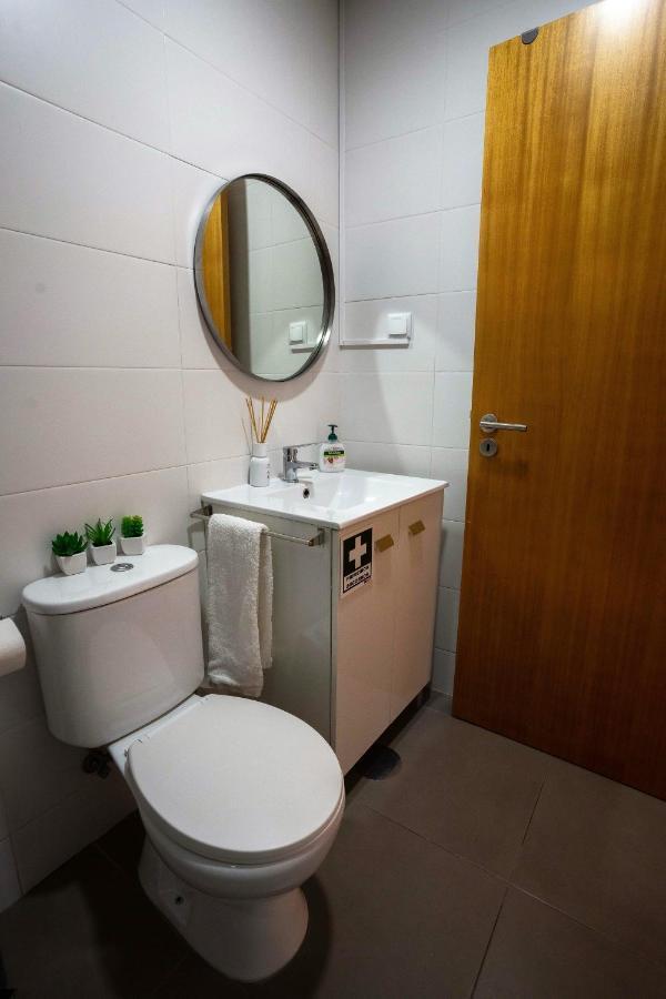 Downtown Porto Relaxed Apartment With Private Yard Exteriör bild