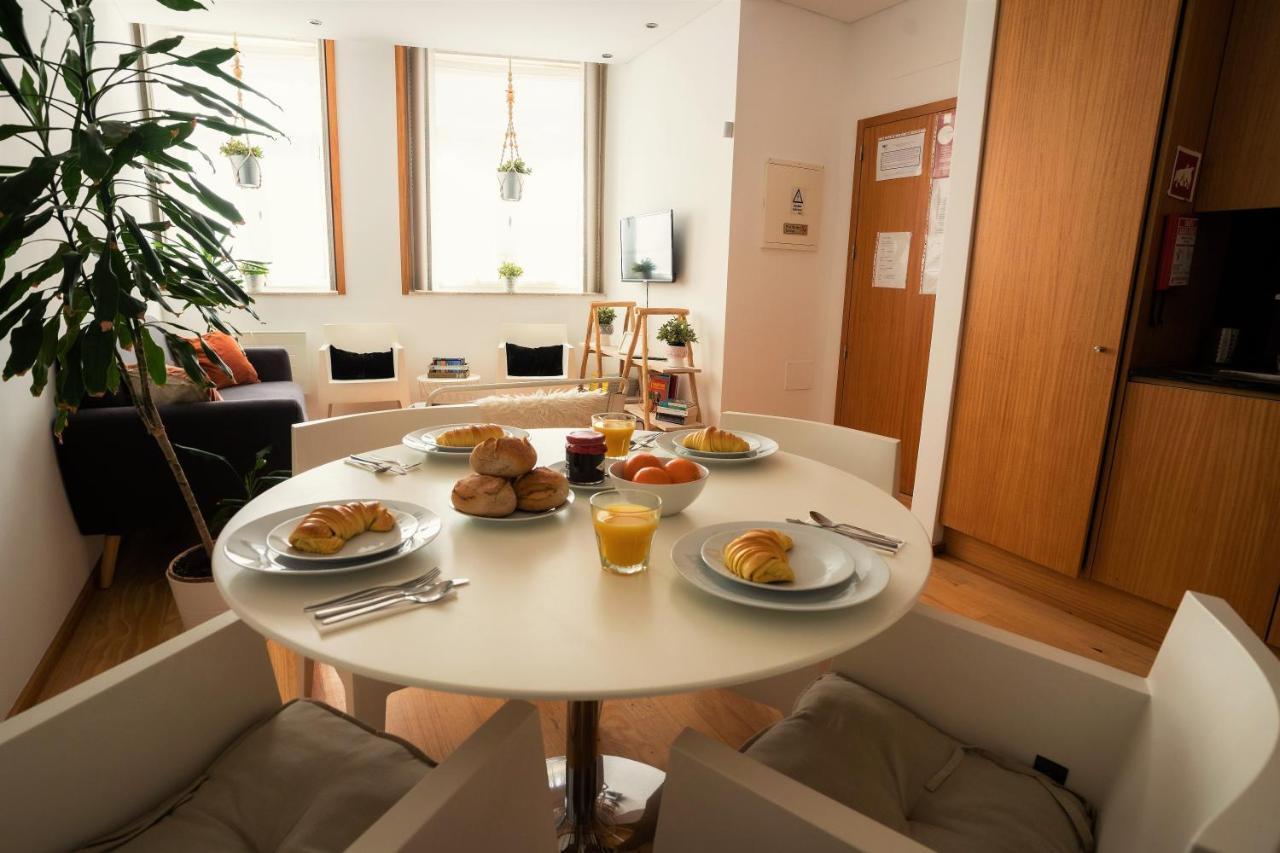 Downtown Porto Relaxed Apartment With Private Yard Exteriör bild