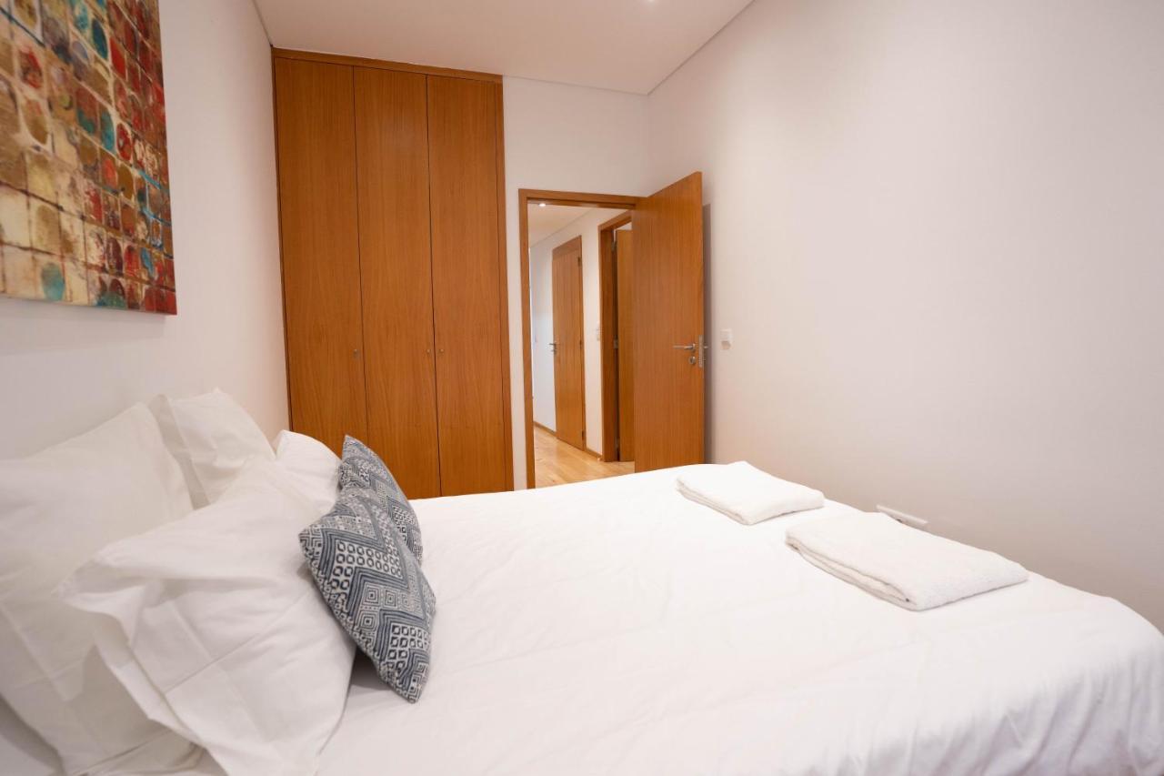 Downtown Porto Relaxed Apartment With Private Yard Exteriör bild