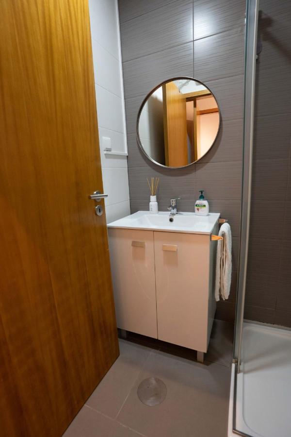 Downtown Porto Relaxed Apartment With Private Yard Exteriör bild